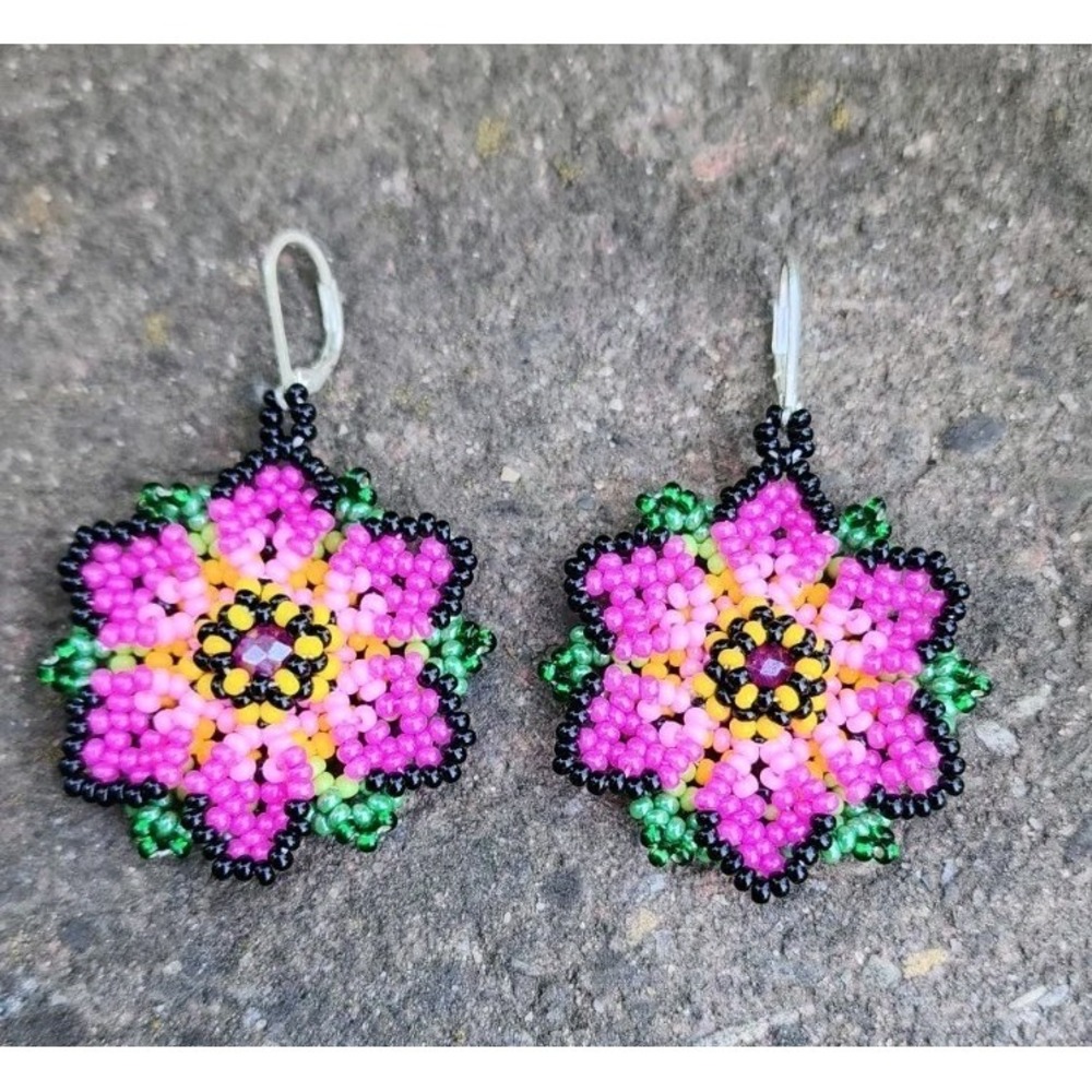 Beaded Pink Sunflower Flower  Women's Earrings,   Summer EARRING